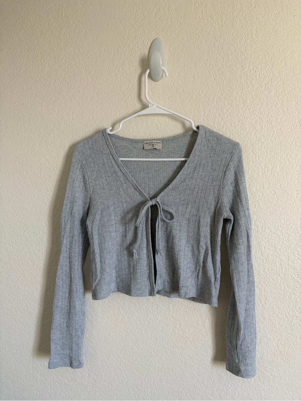 Dress Forum Cropped Tie-Front Cardigan - Light Gray